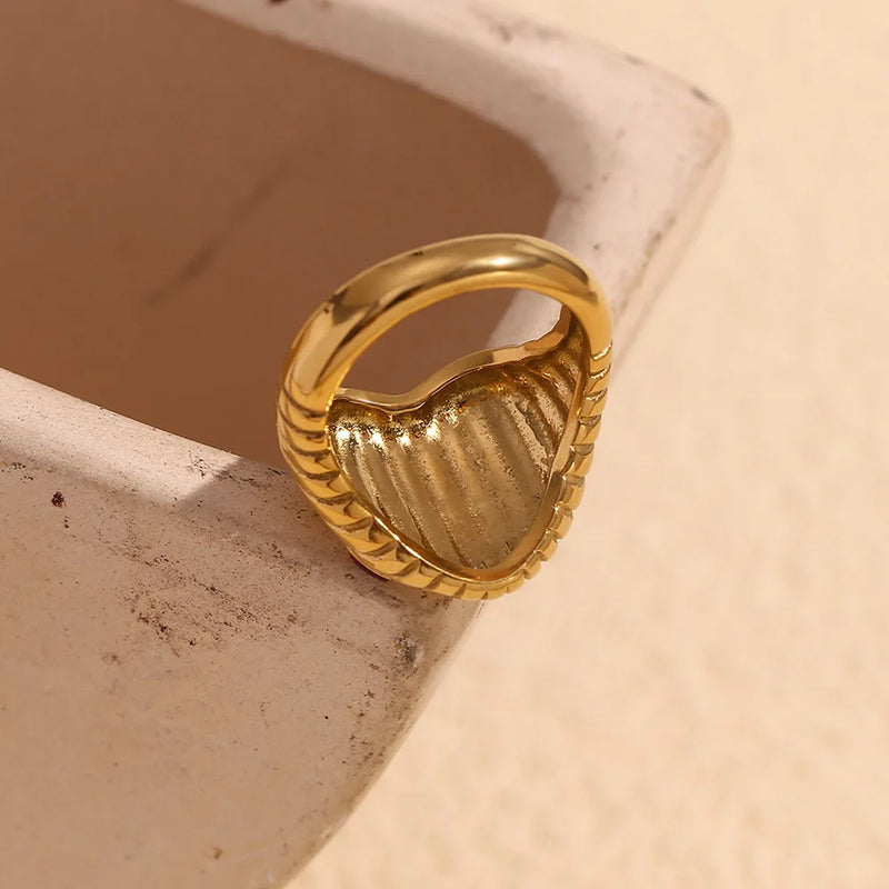 Bloody Mary Ring