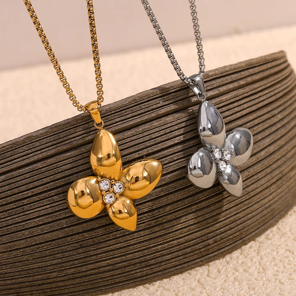 Sophia Star Necklace